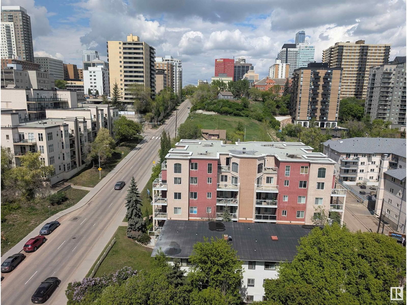1102 - 9707 105 ST Image 16