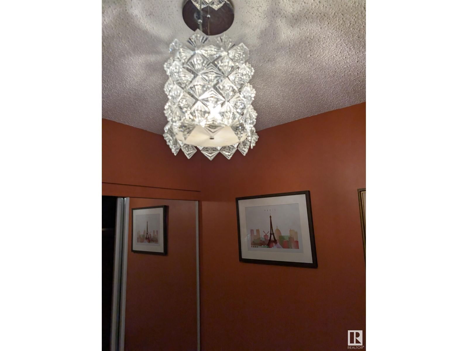 1102 - 9707 105 ST Image 21