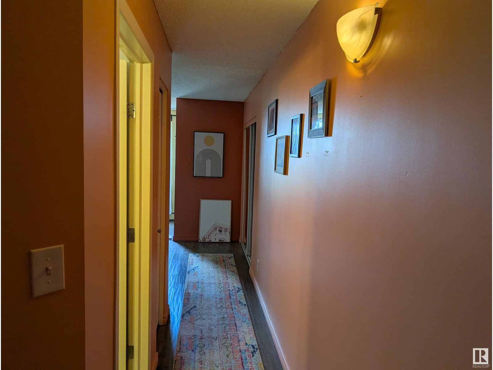 1102 - 9707 105 ST Image 22