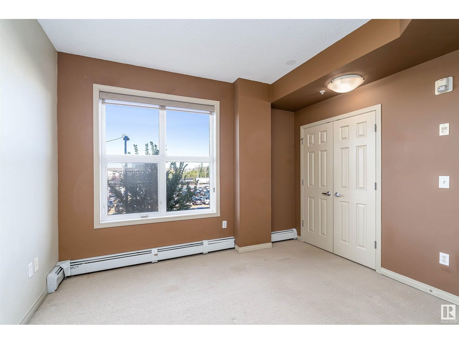 1-309 - 4245 139 AV Image 11