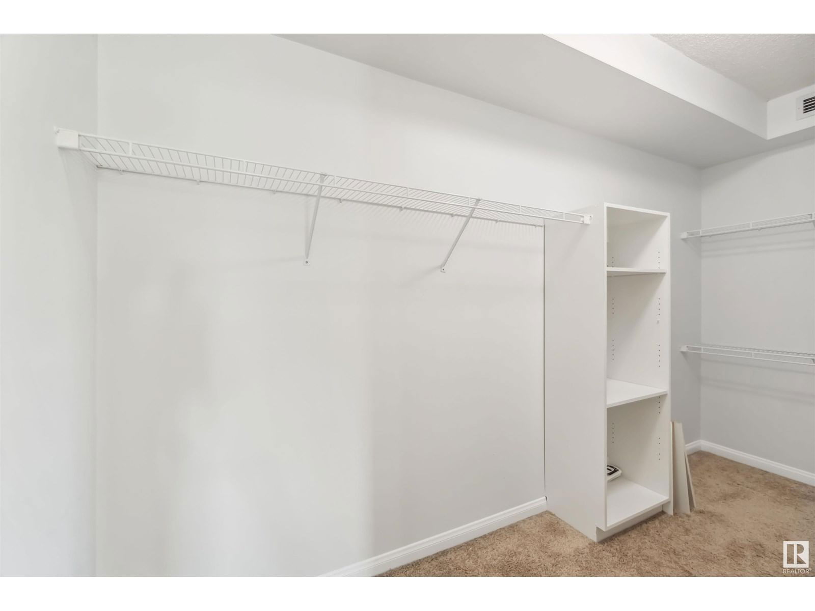 9819 - 1102 104 ST NW Image 21