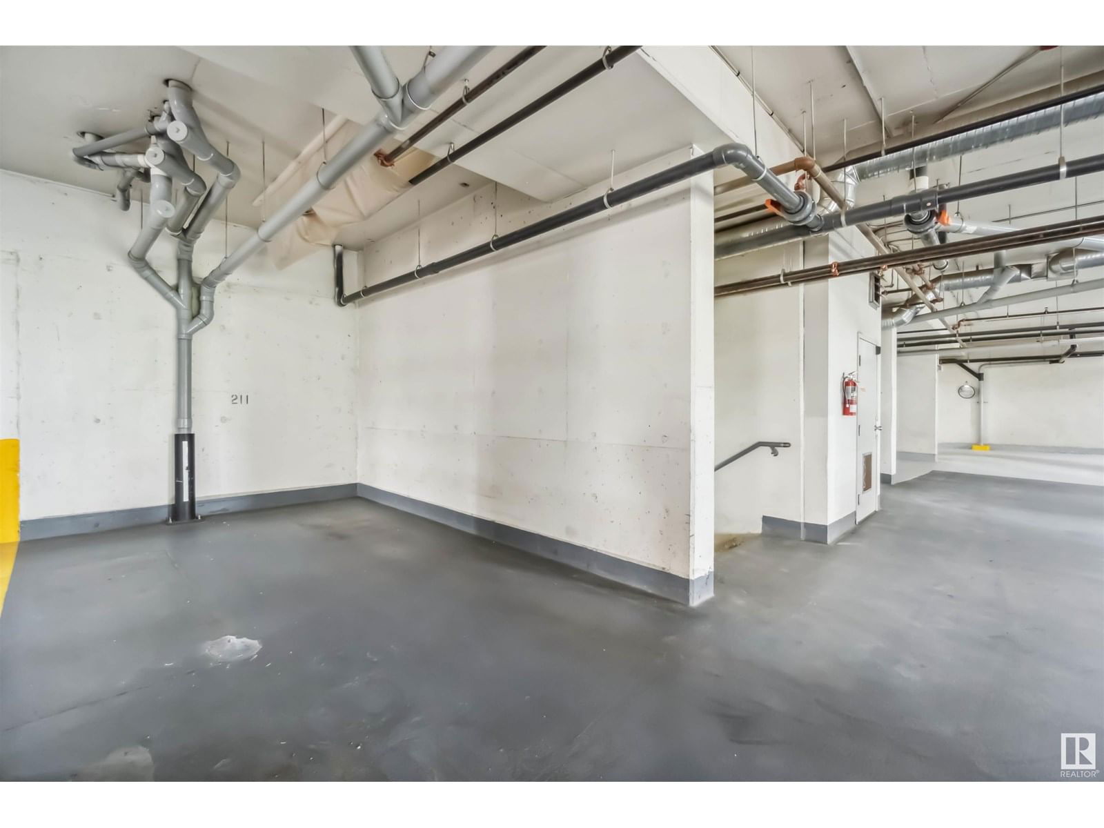 9819 - 1102 104 ST NW Image 26