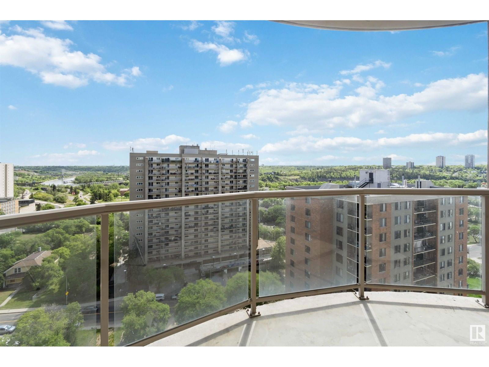 9819 - 1102 104 ST NW Image 42