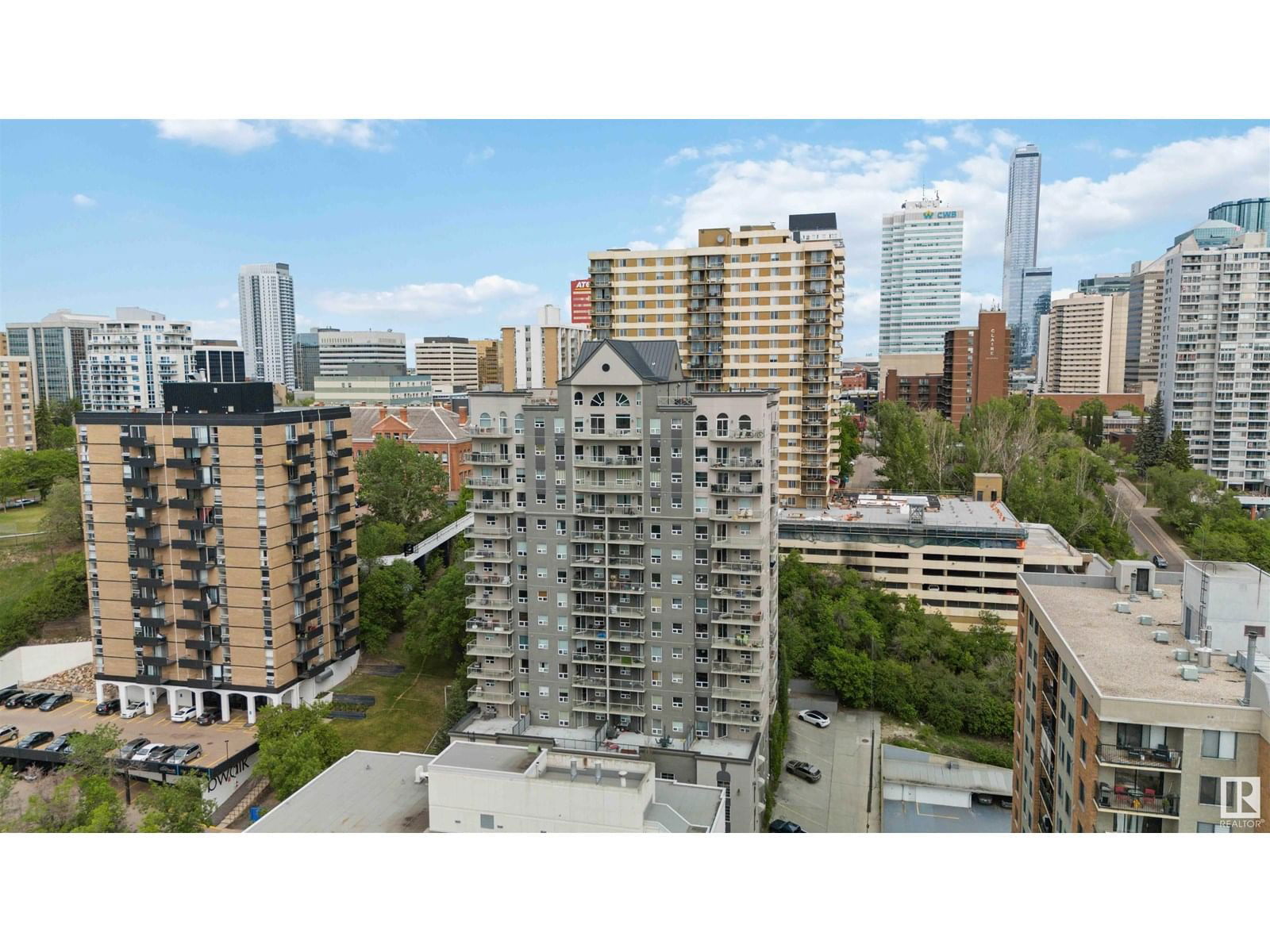 9819 - 1102 104 ST NW Image 48