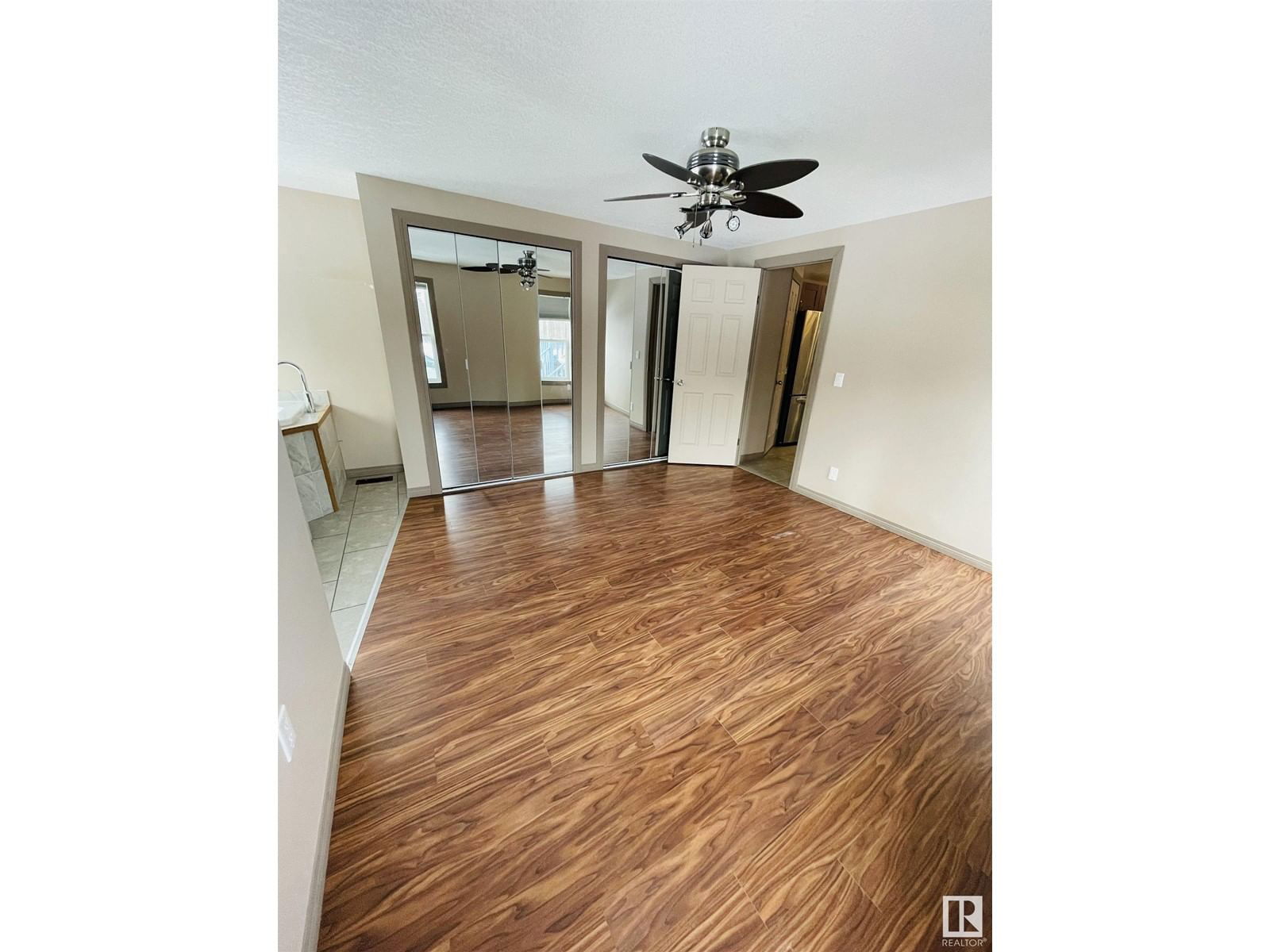 17 - 231054 TWP RD 623.8 Image 11