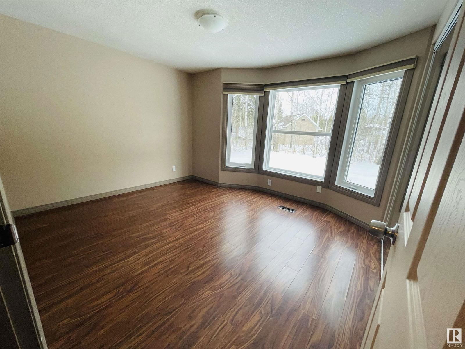 17 - 231054 TWP RD 623.8 Image 20