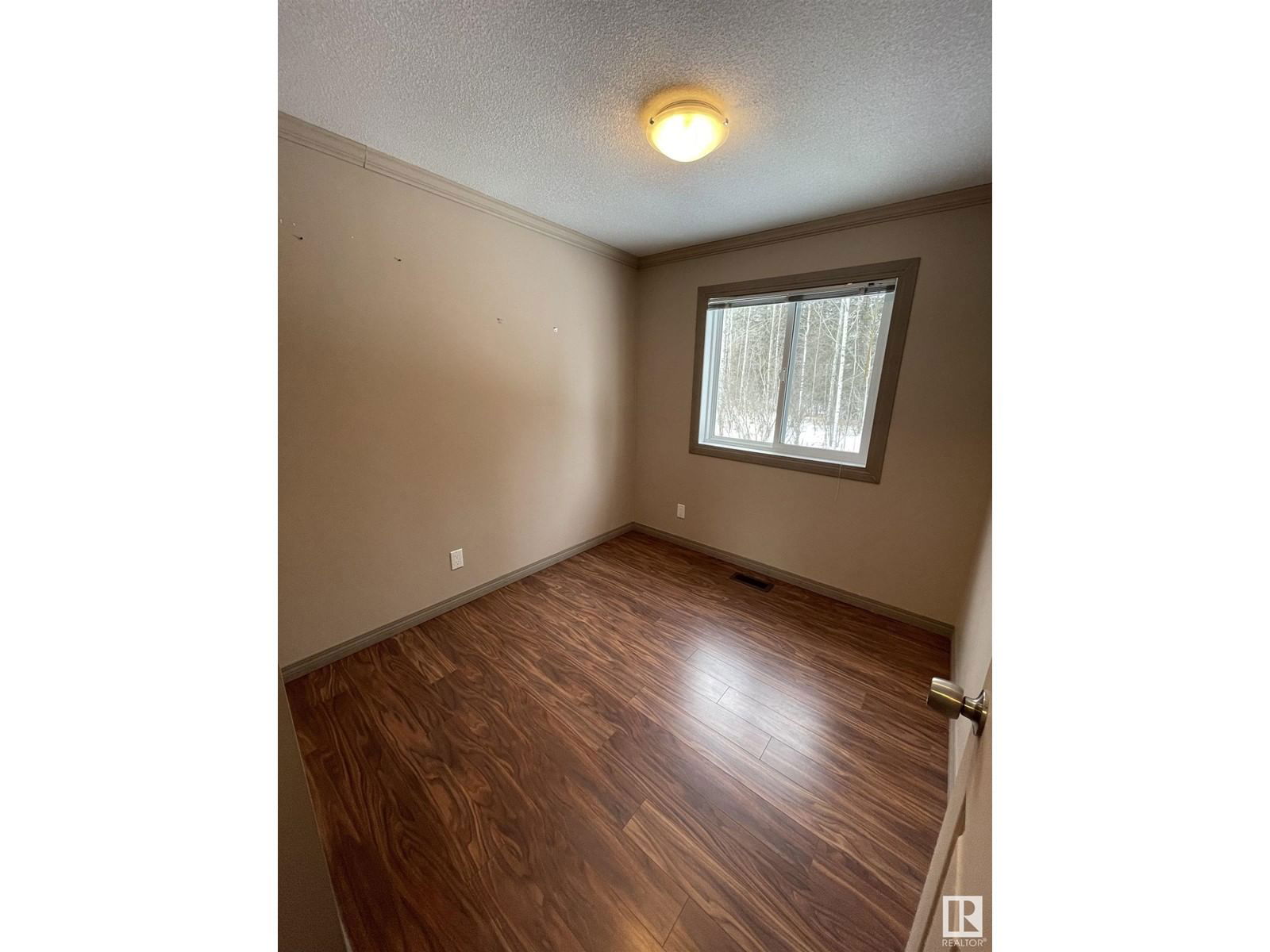 17 - 231054 TWP RD 623.8 Image 25