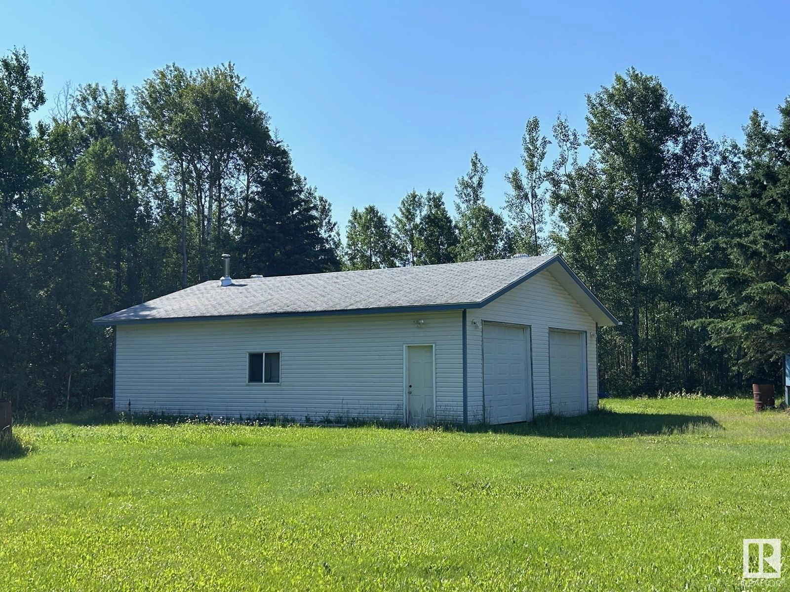 17 - 231054 TWP RD 623.8 Image 33