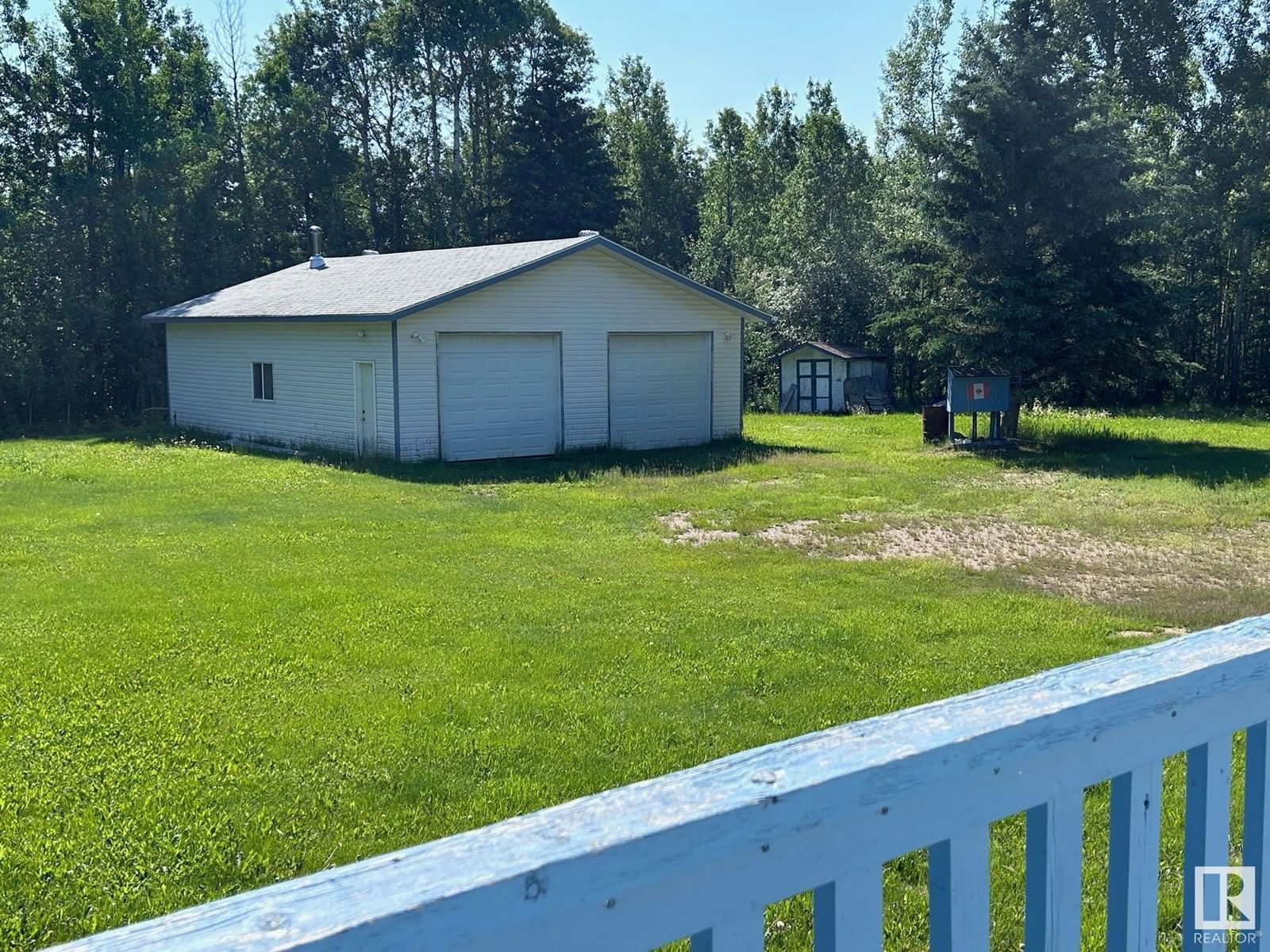 17 - 231054 TWP RD 623.8 Image 34