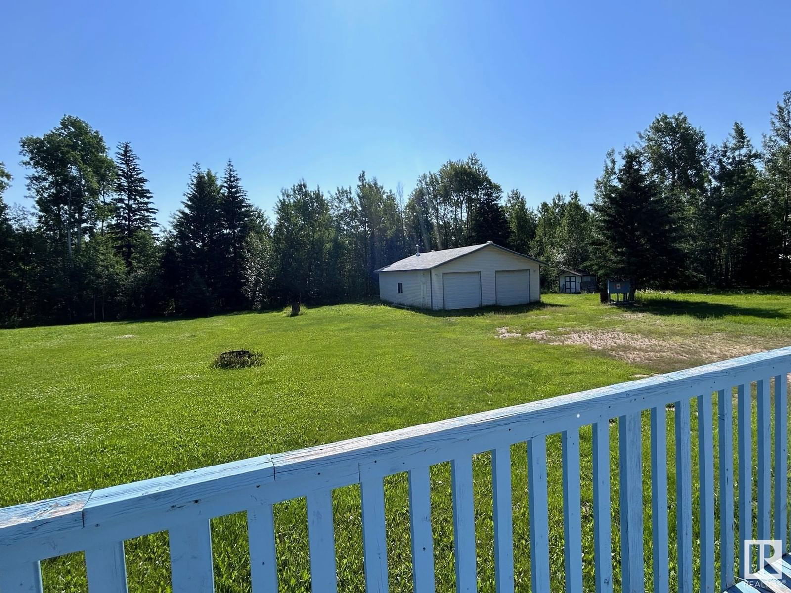 17 - 231054 TWP RD 623.8 Image 36