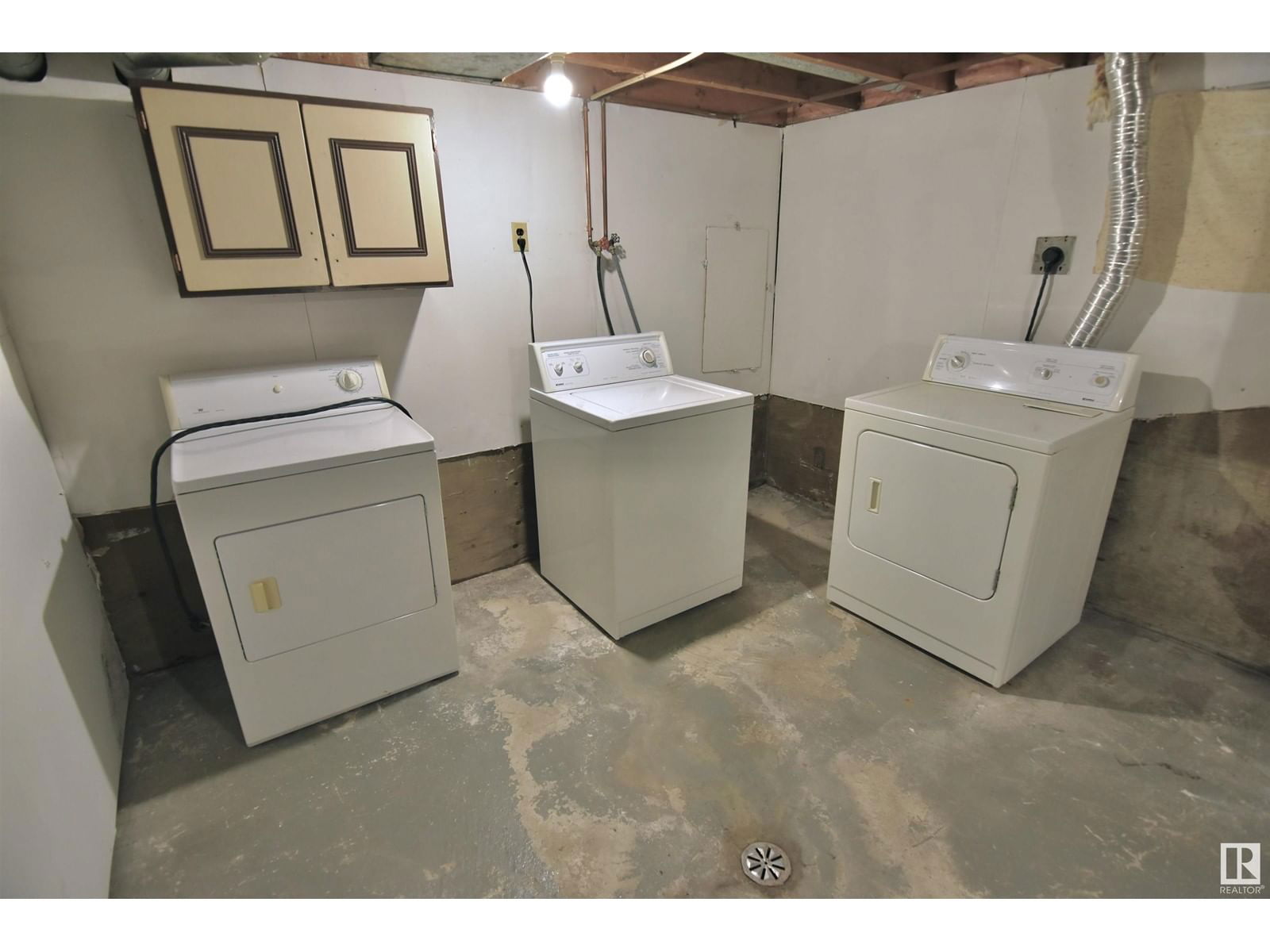 5122 47 AV Image 12