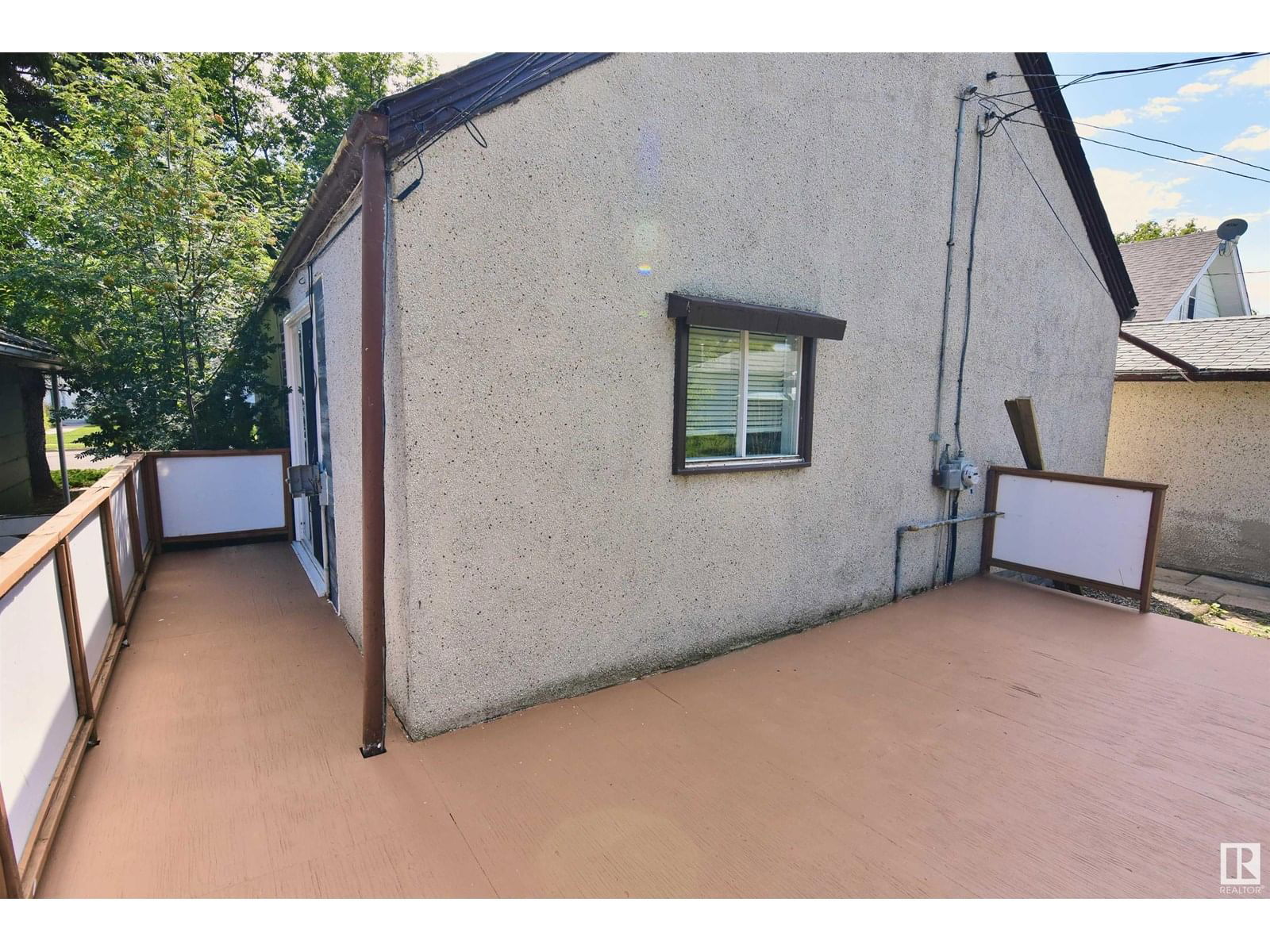 5122 47 AV Image 2