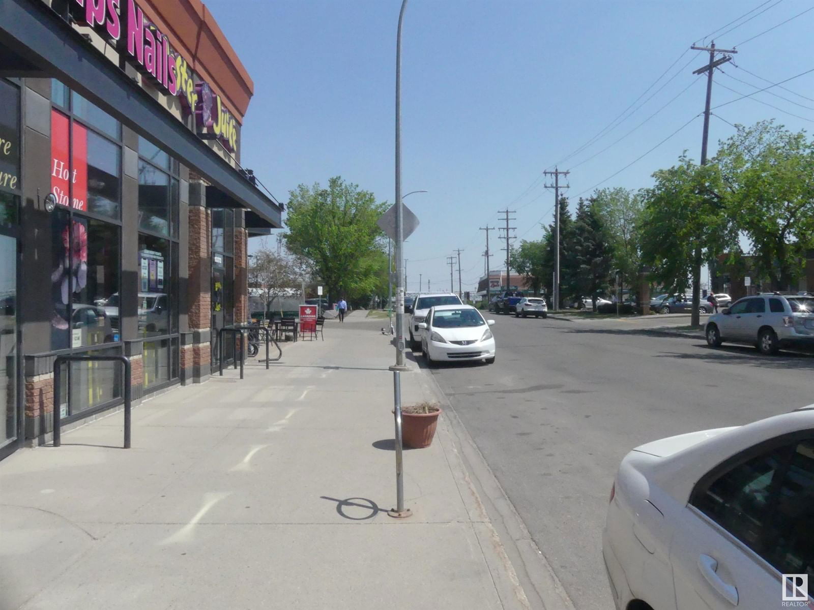10376 78 AV Image 4
