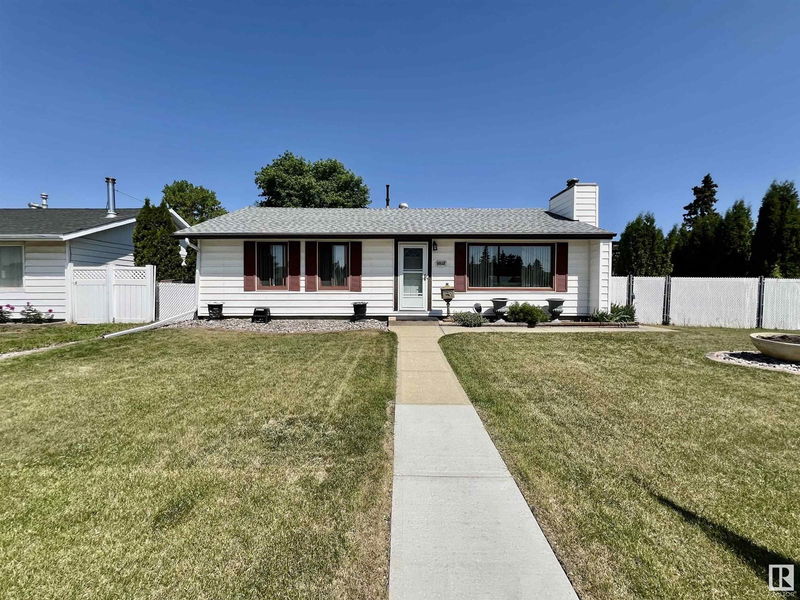 8812 130 Av Edmonton, Alberta