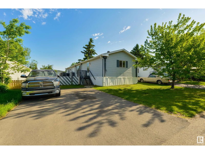 64 Rim Rd Edmonton, Alberta