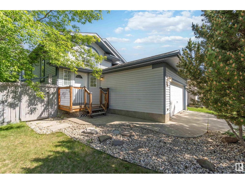 56 Oakrididge Dr St. Albert, Alberta