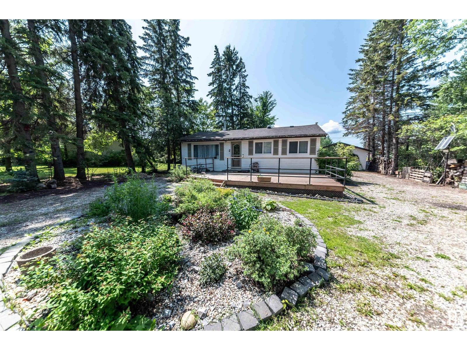 4824 53 ST Image 1