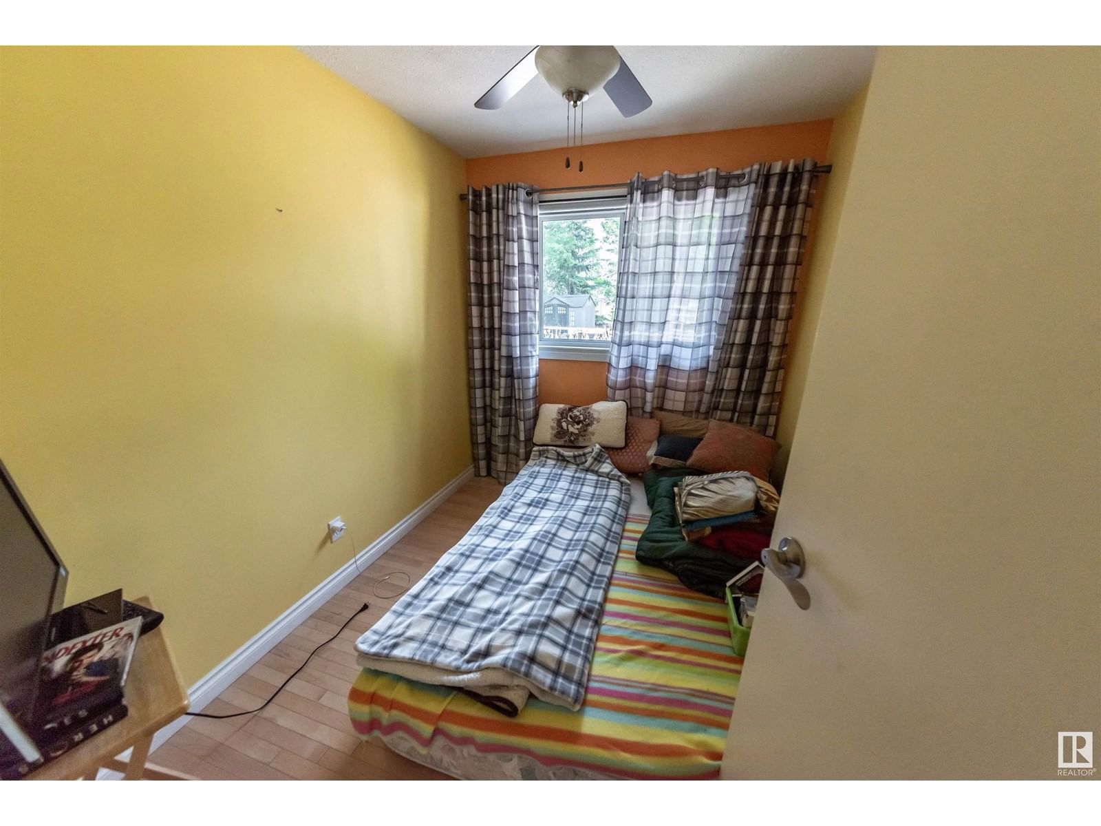 4824 53 ST Image 25