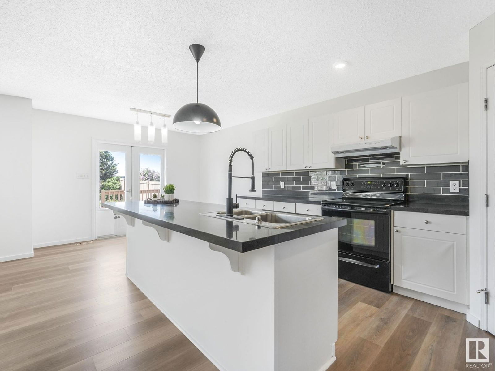 147 WARD CR Image 19