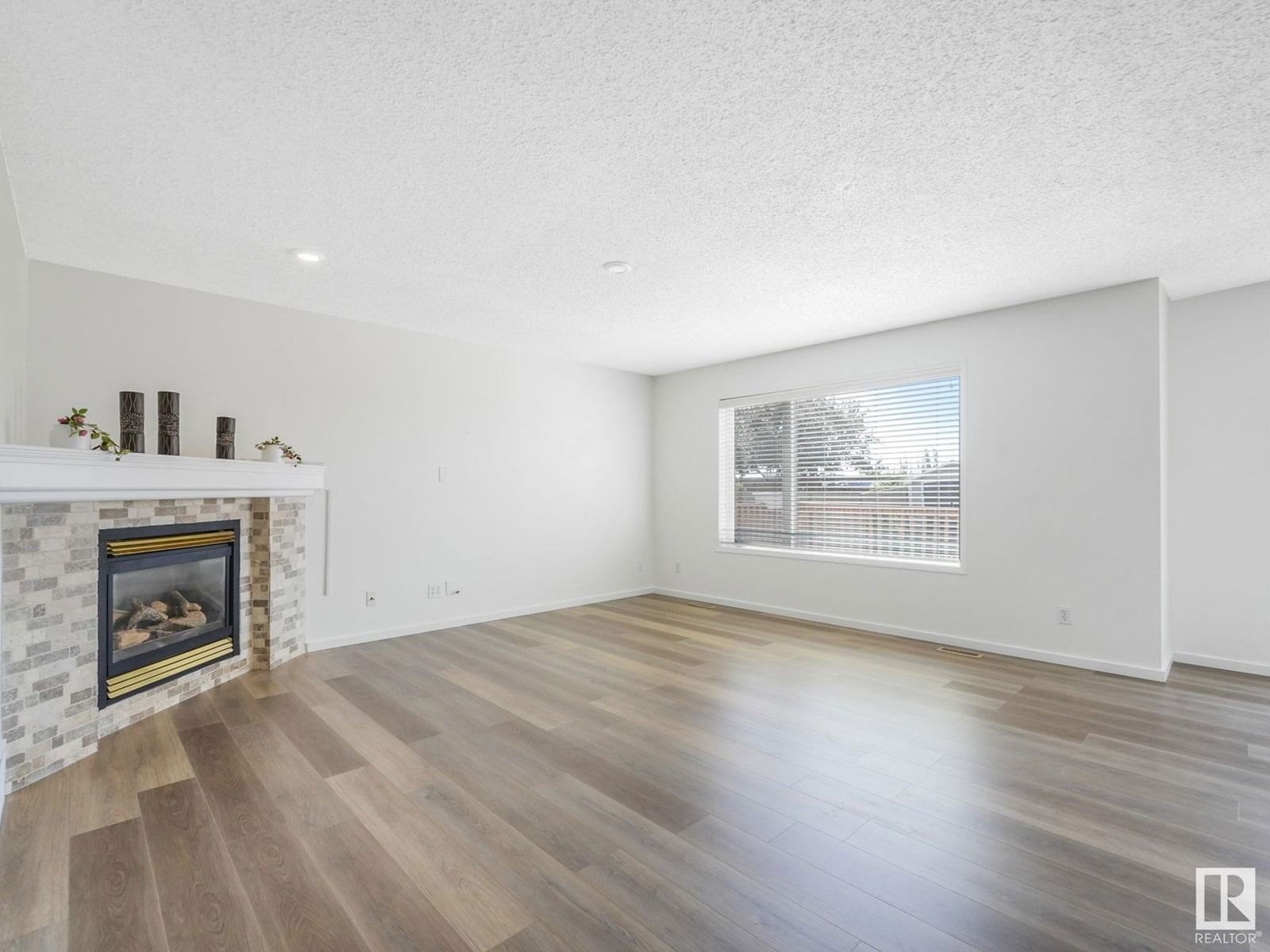 147 WARD CR Image 27