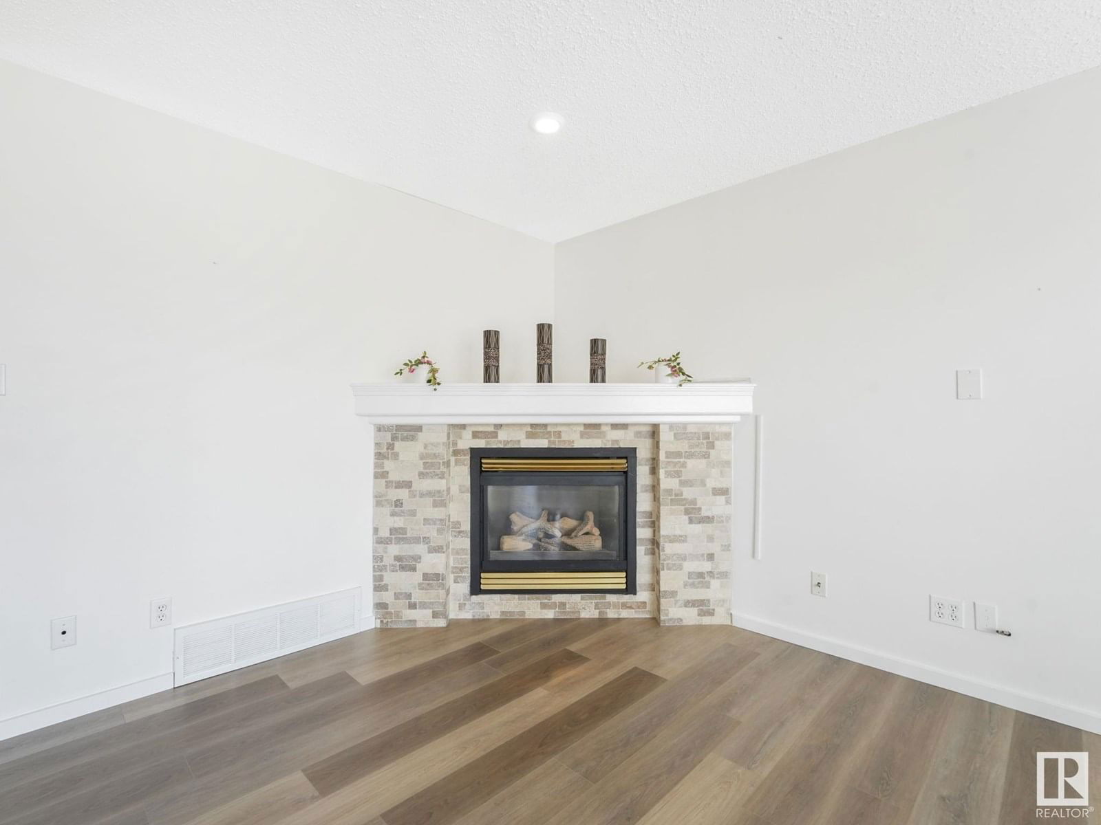 147 WARD CR Image 29