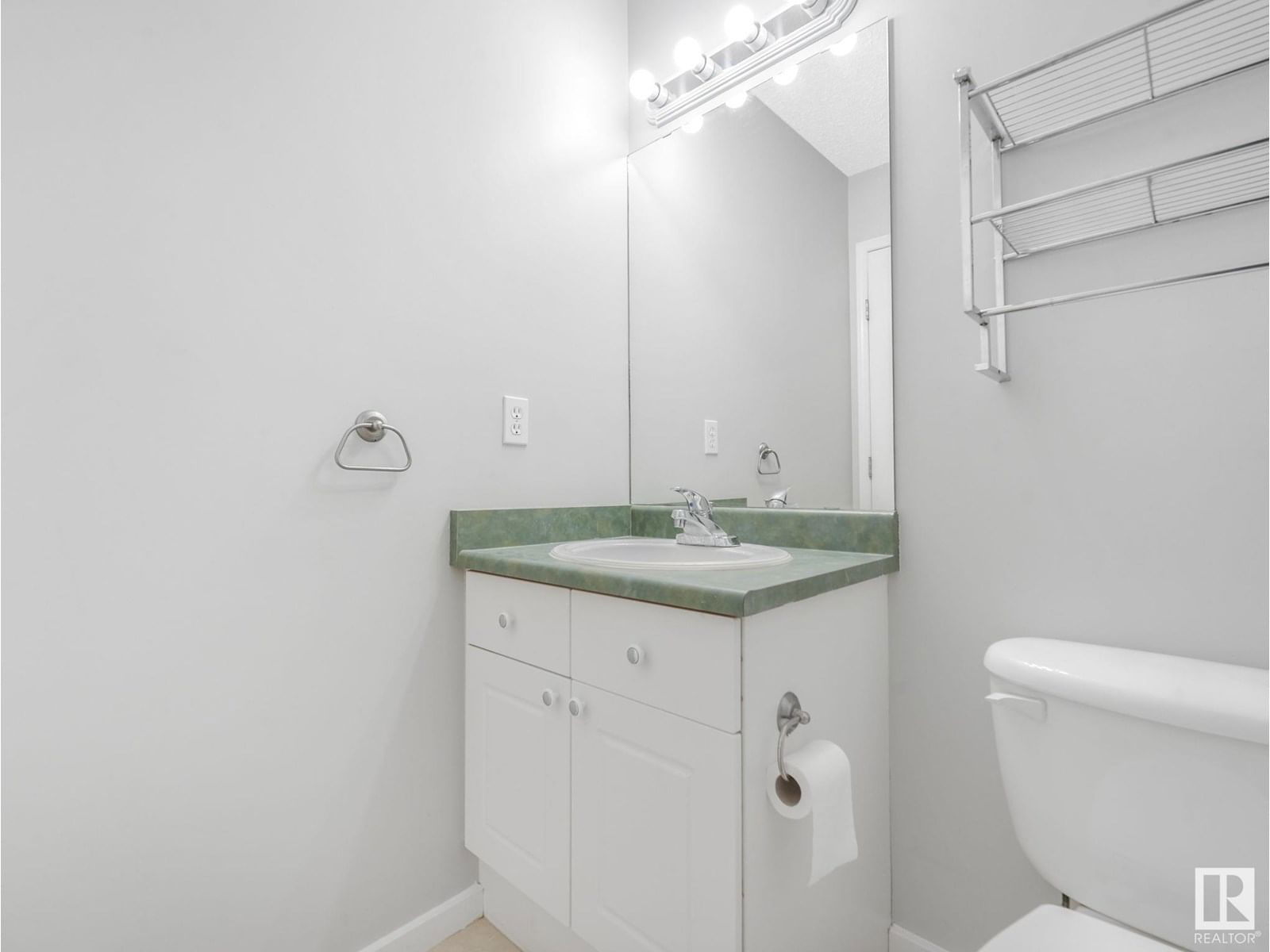 147 WARD CR Image 30