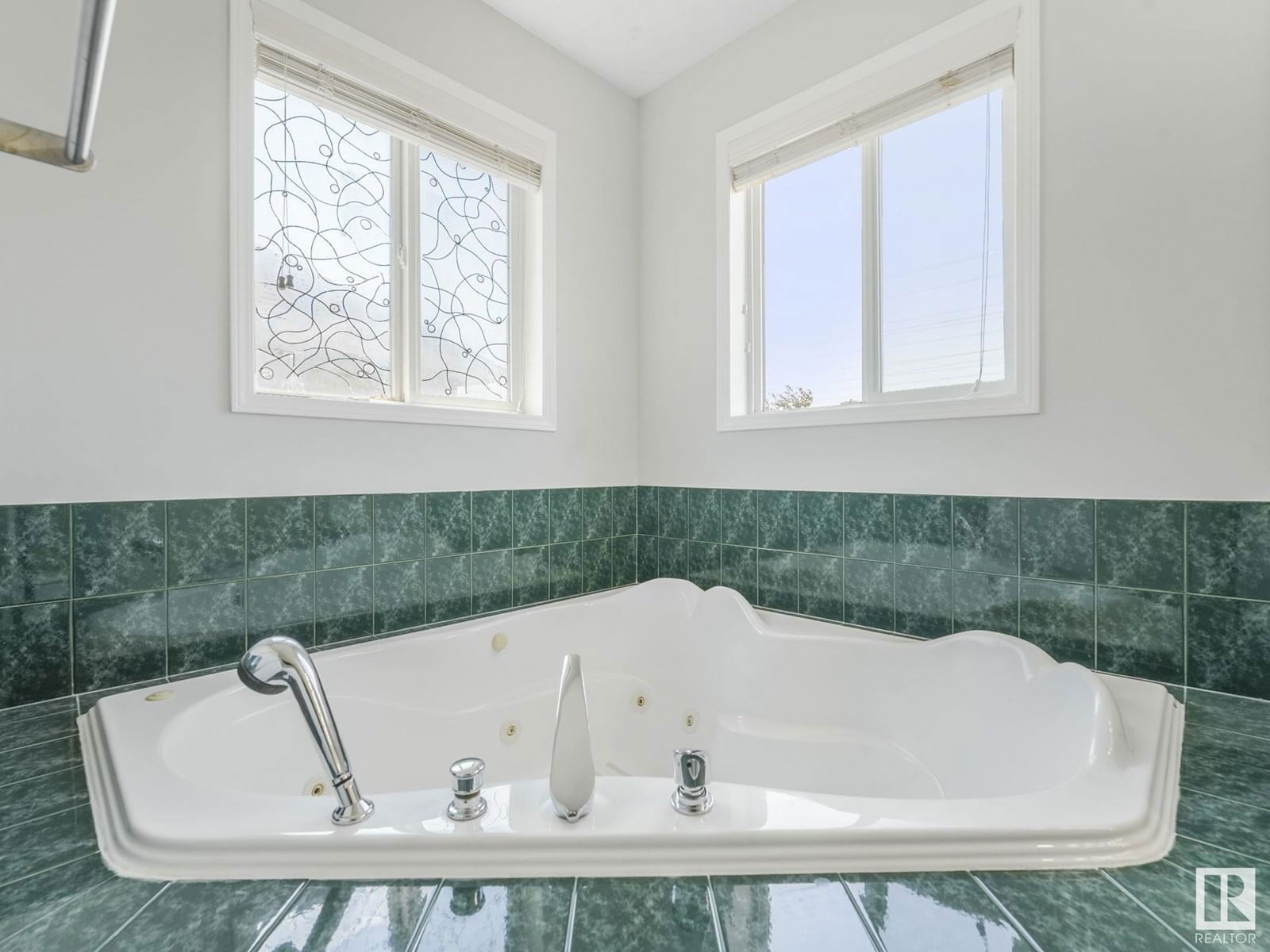 147 WARD CR Image 40