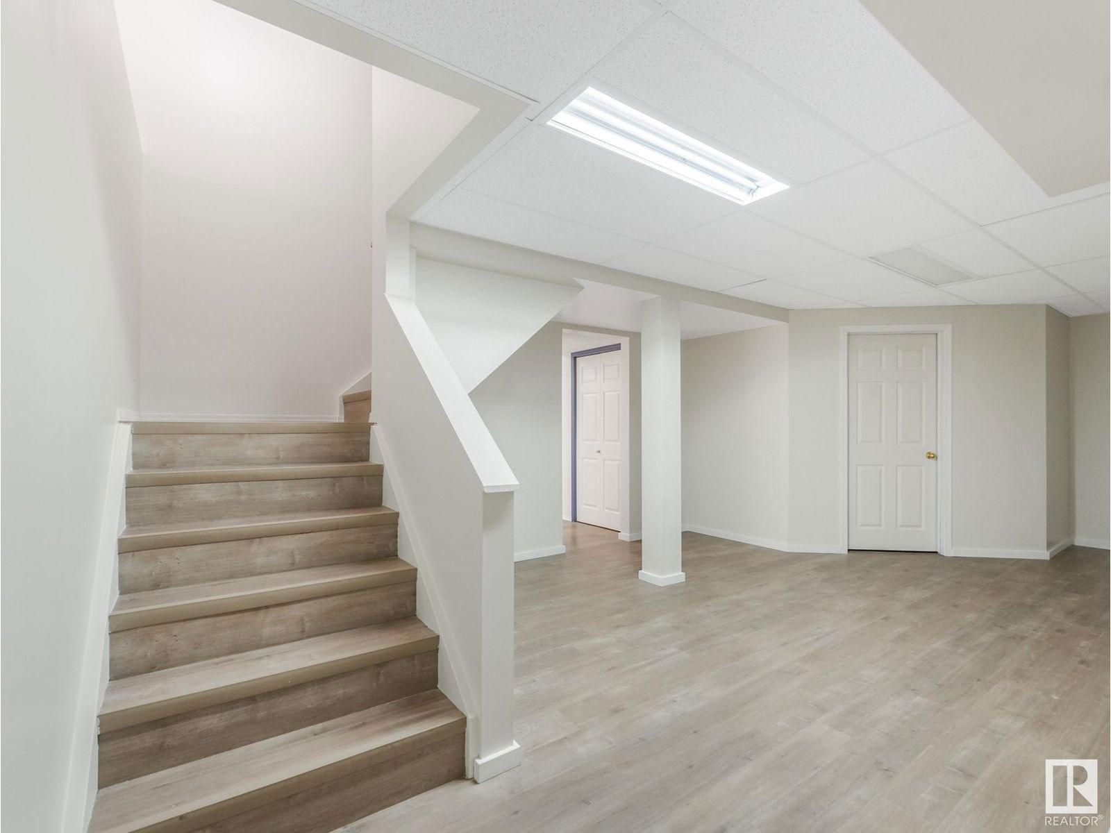 147 WARD CR Image 51