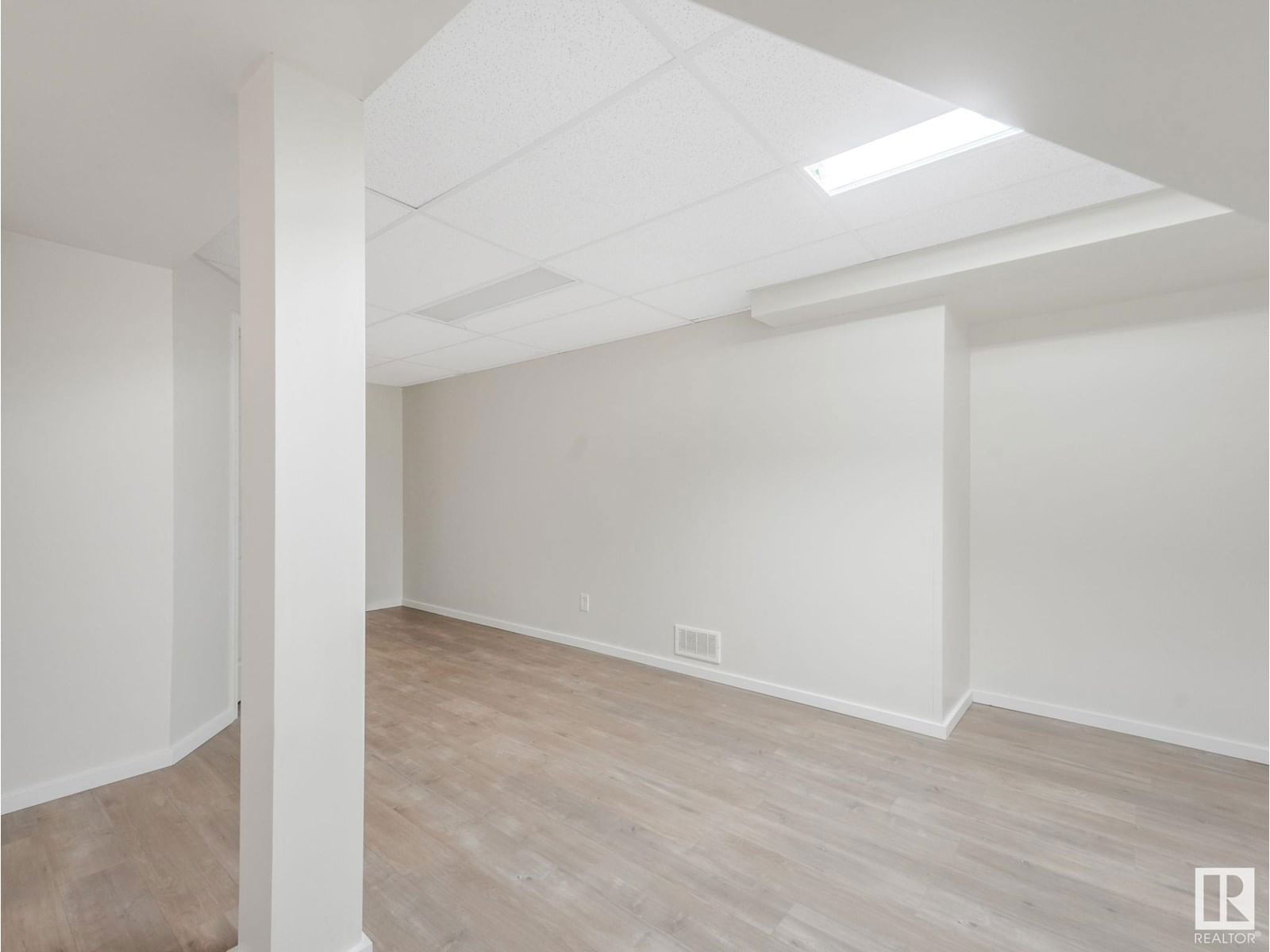 147 WARD CR Image 55