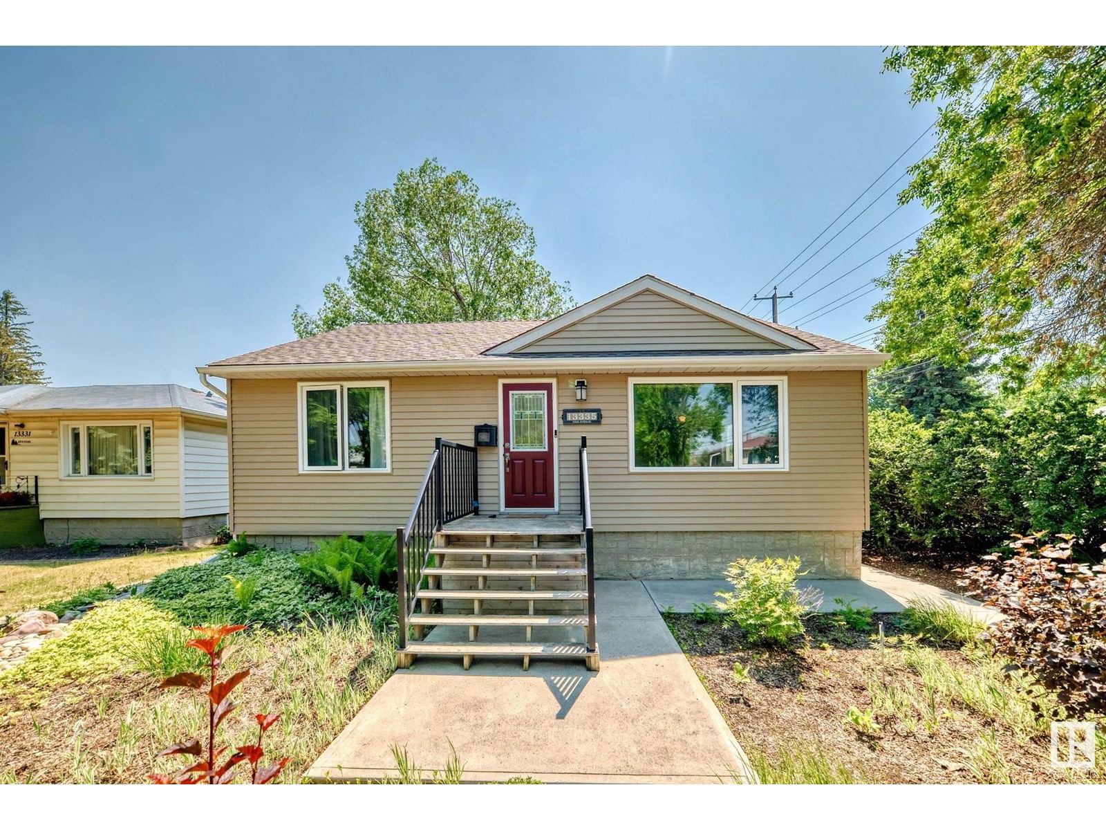 NW - 13335 110A AV Image 1