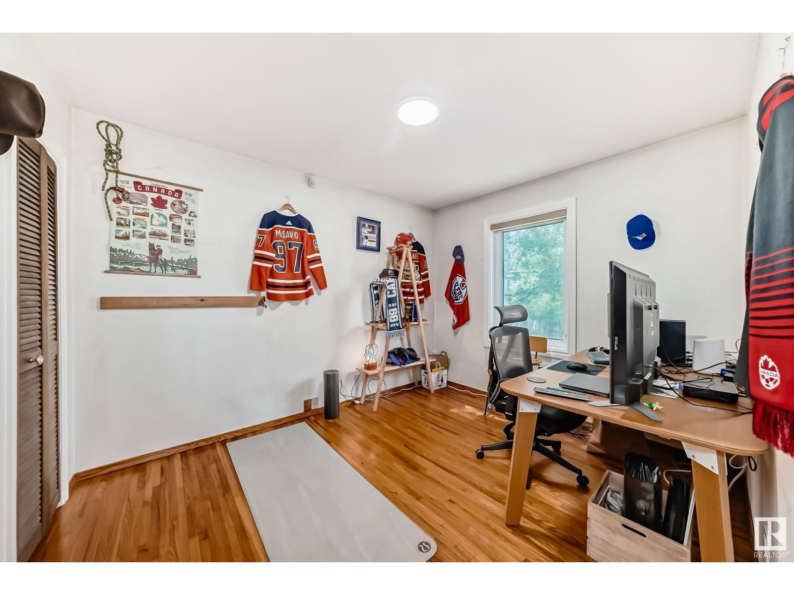 NW - 13335 110A AV Image 21