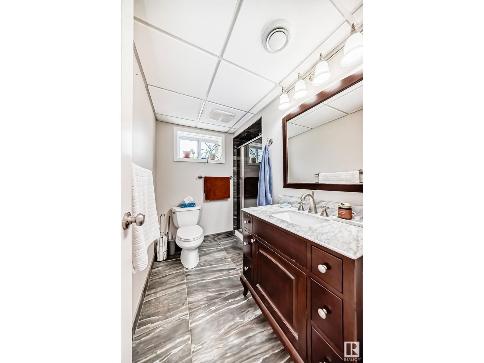 NW - 13335 110A AV Image 35