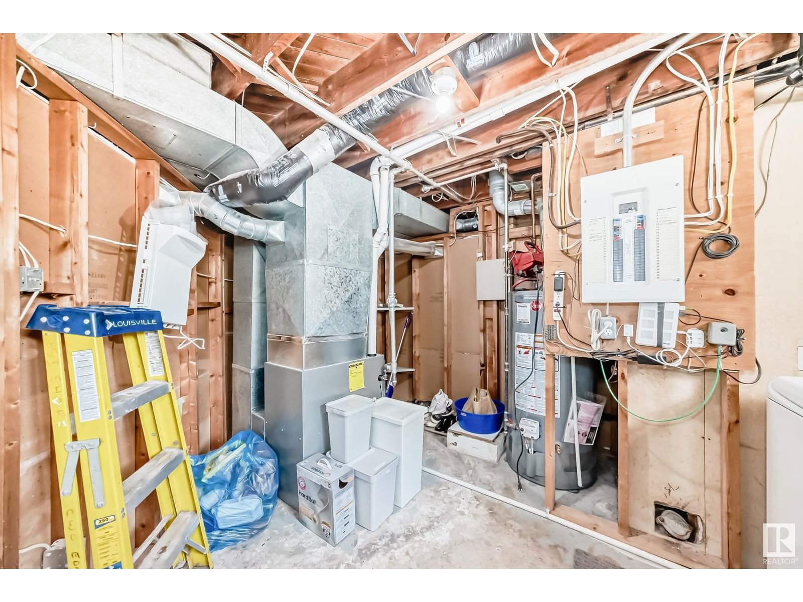NW - 13335 110A AV Image 41