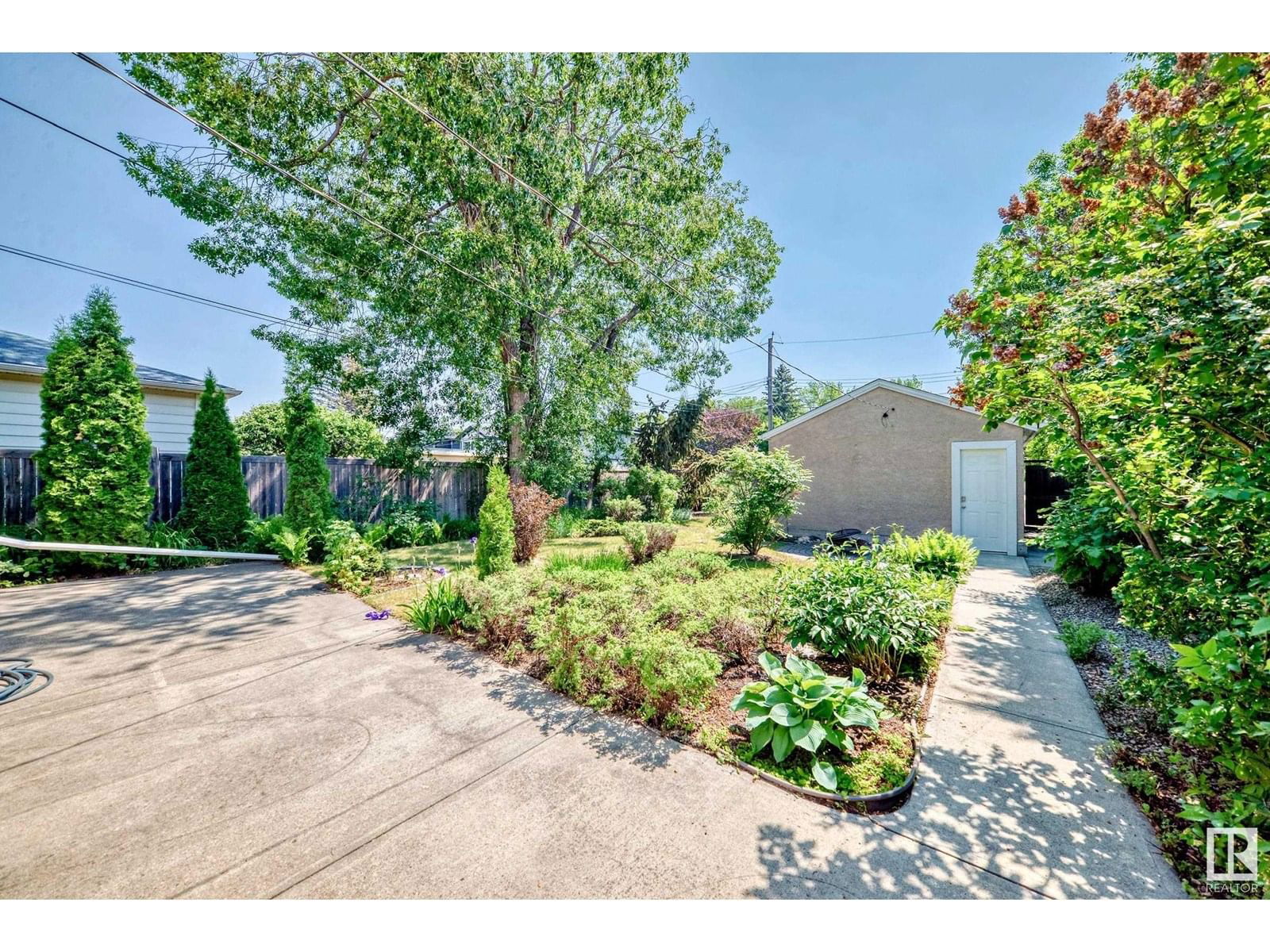 NW - 13335 110A AV Image 43