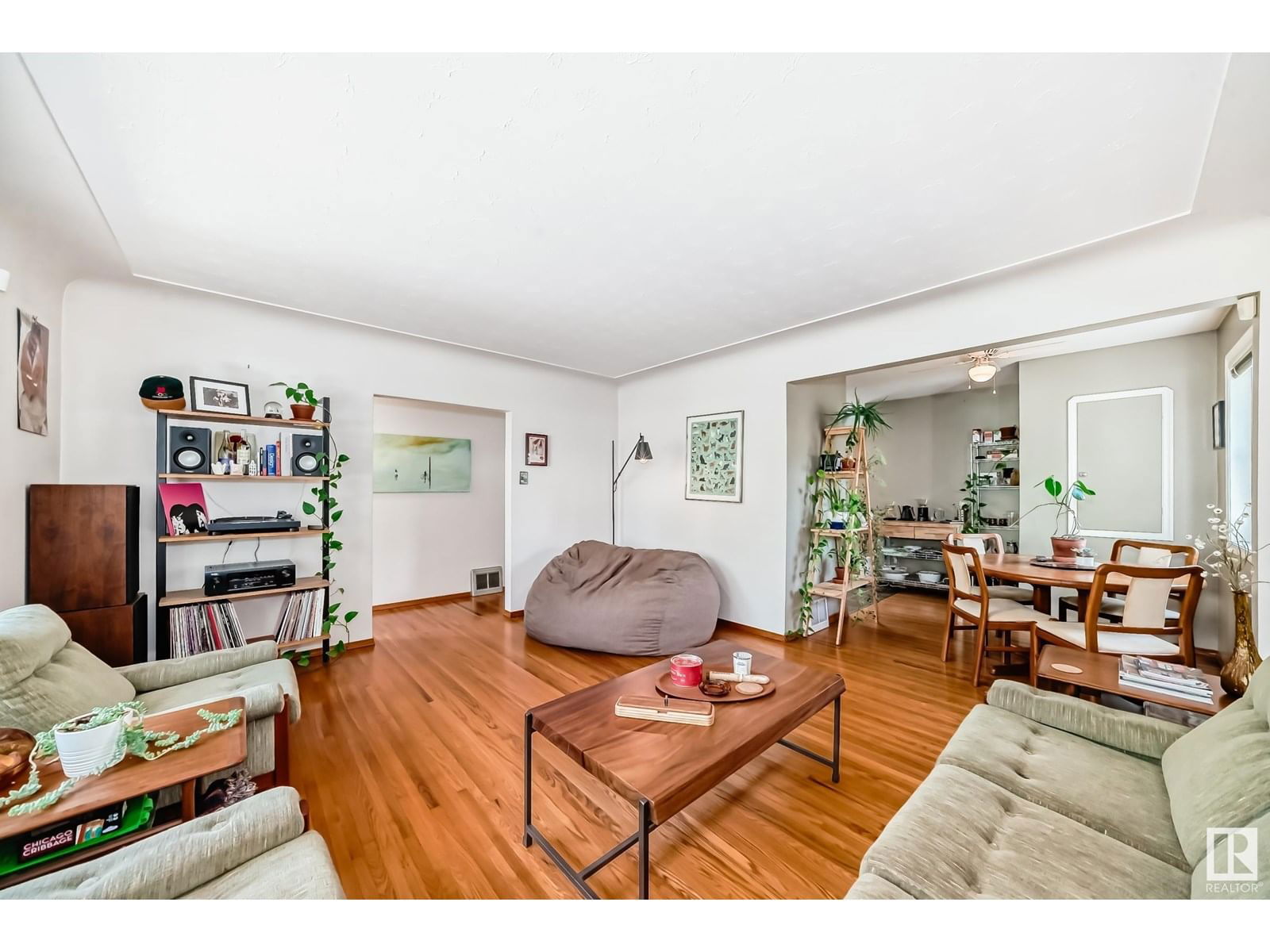 NW - 13335 110A AV Image 7