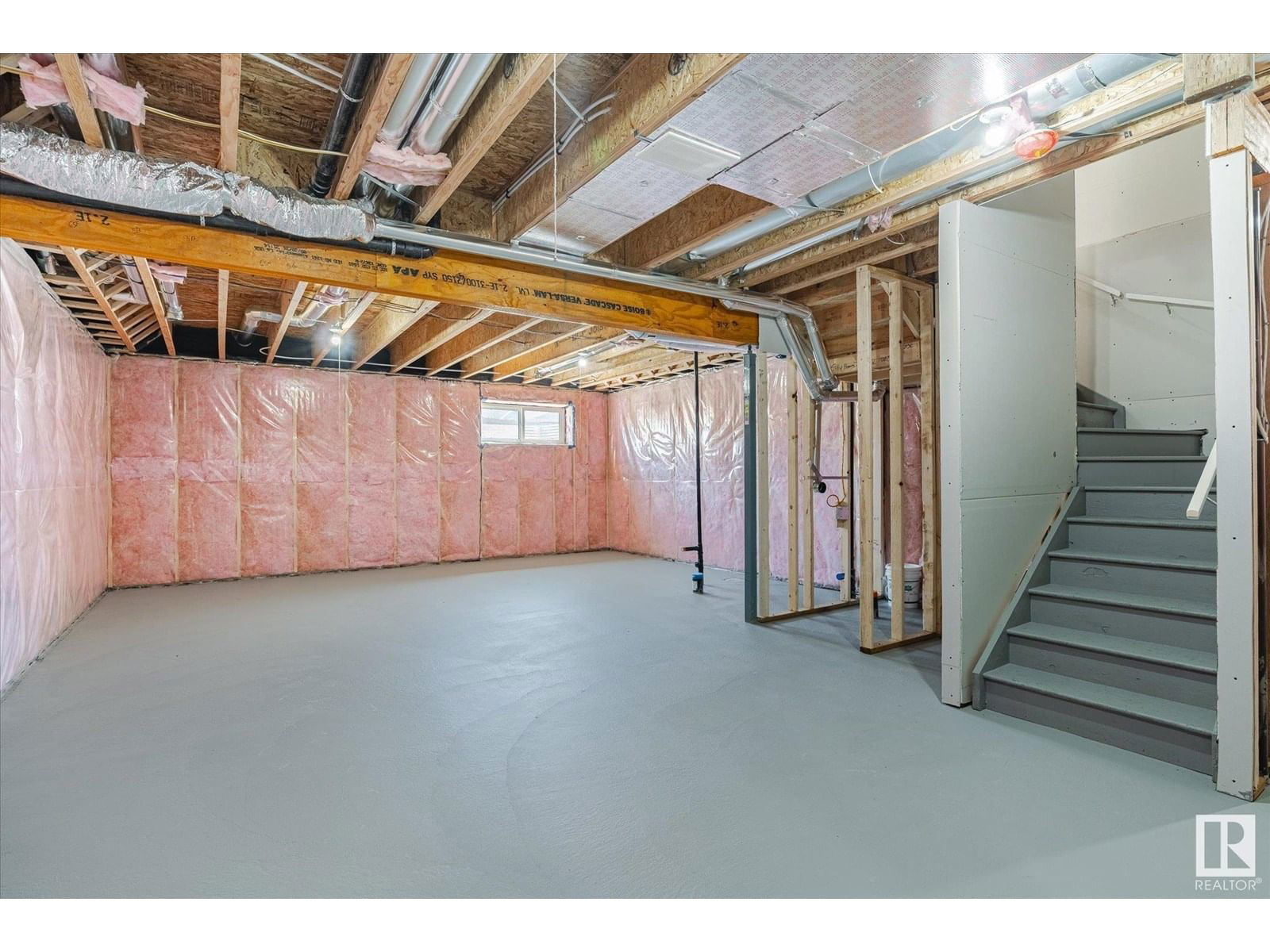 NW - 22371 89 AV Image 35