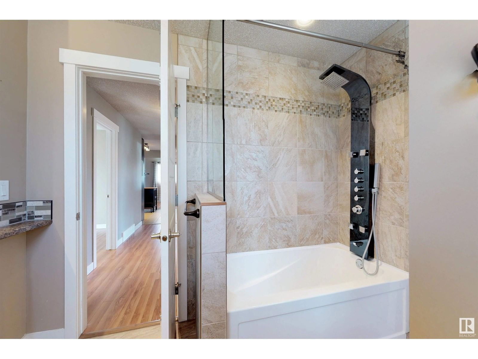 14703 75A ST NW Image 20