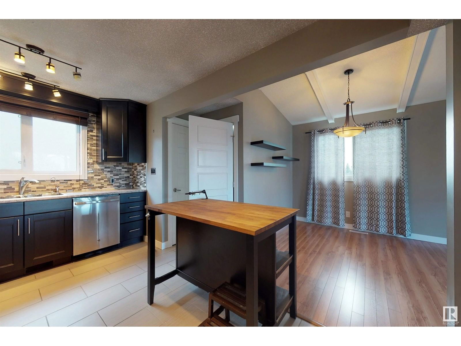 14703 75A ST NW Image 4