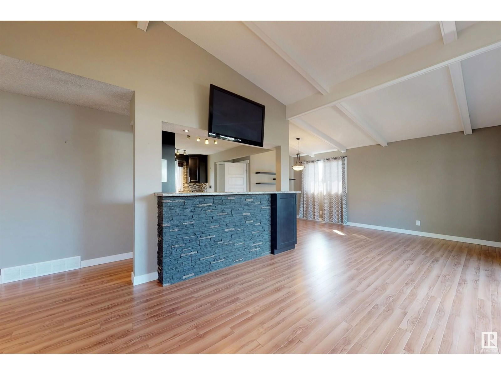 14703 75A ST NW Image 9