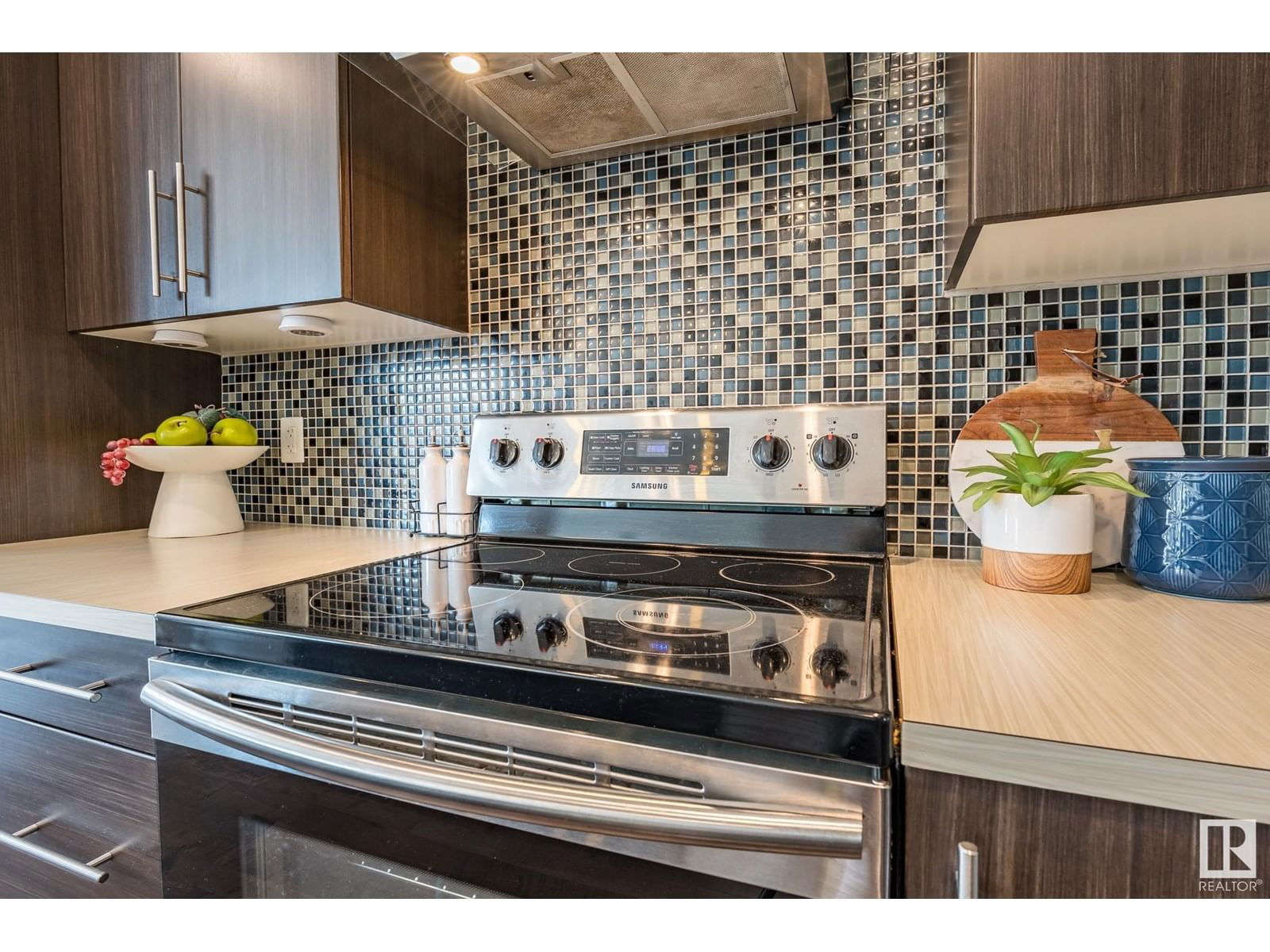 2595 COLE CT Image 6