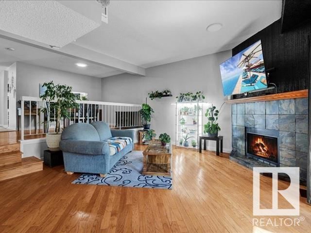 1502 LAKESIDE GR Image 12