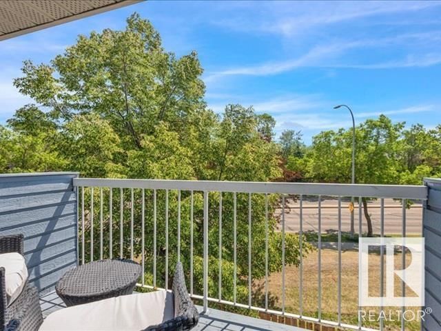 1502 LAKESIDE GR Image 24