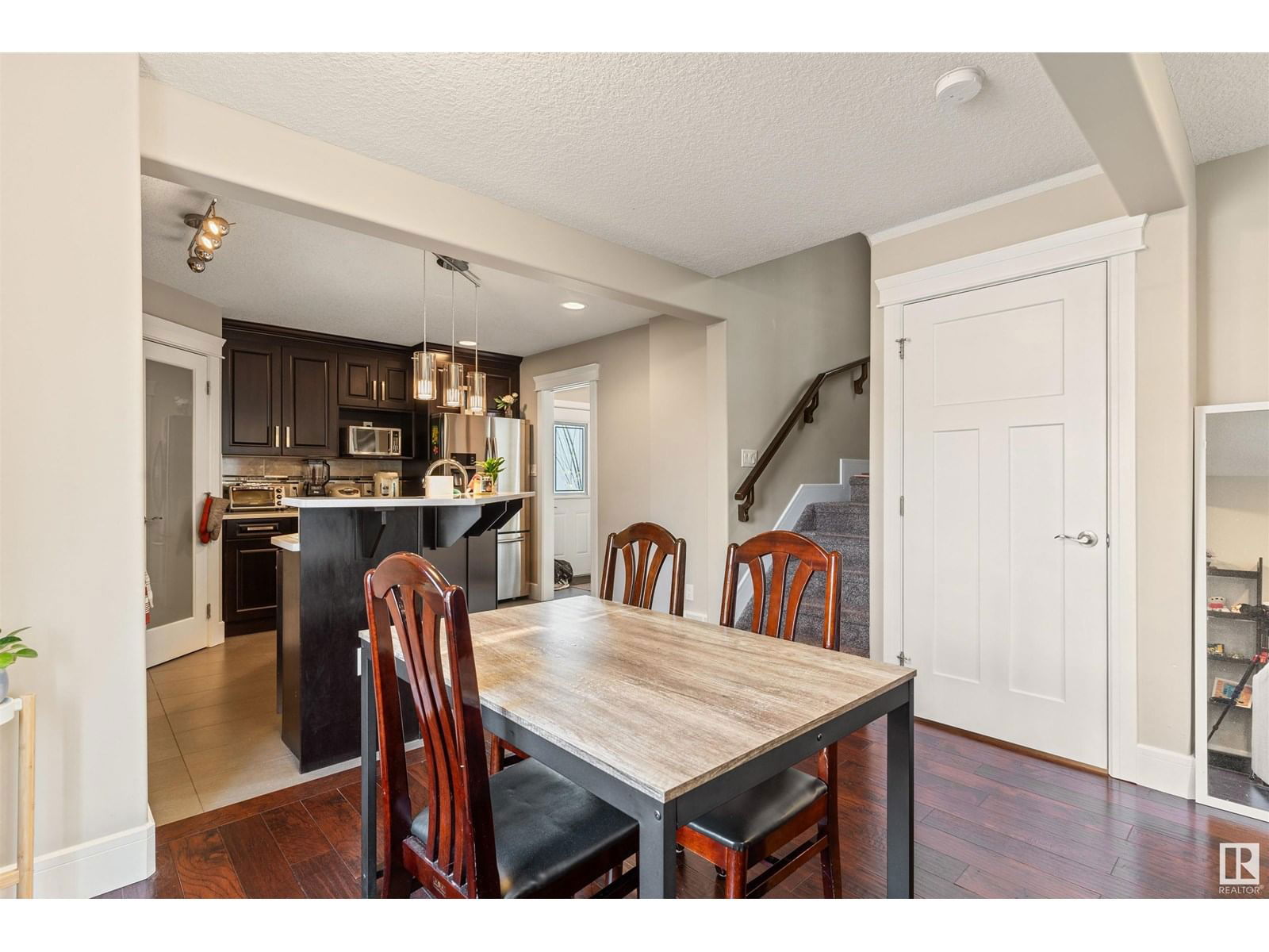10917 71 AVE Image 10
