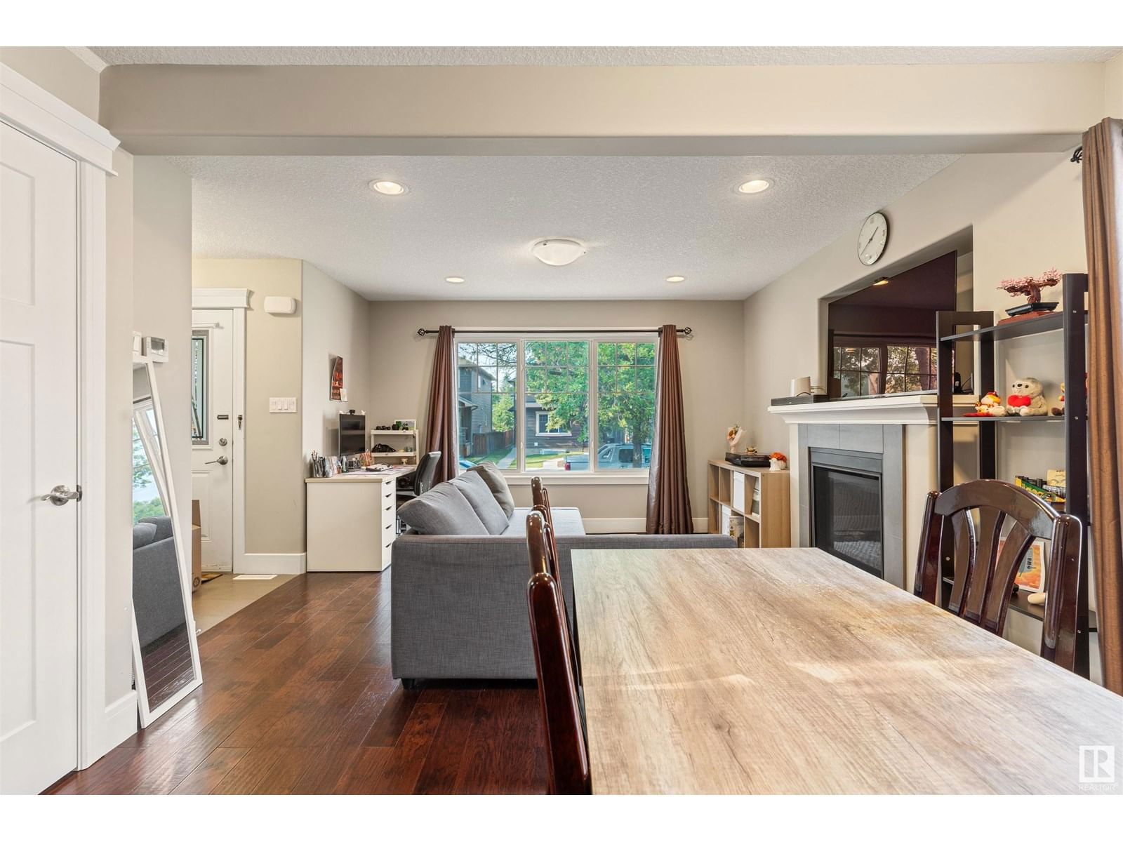 10917 71 AVE Image 12