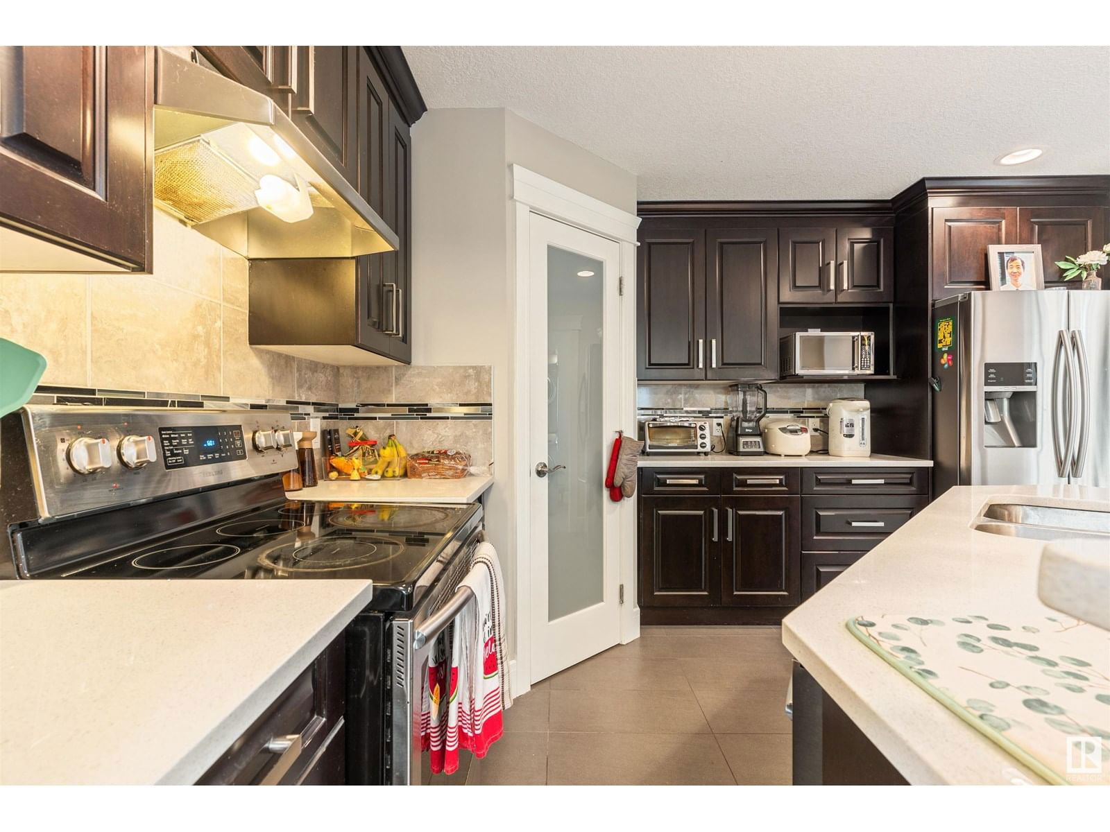 10917 71 AVE Image 18