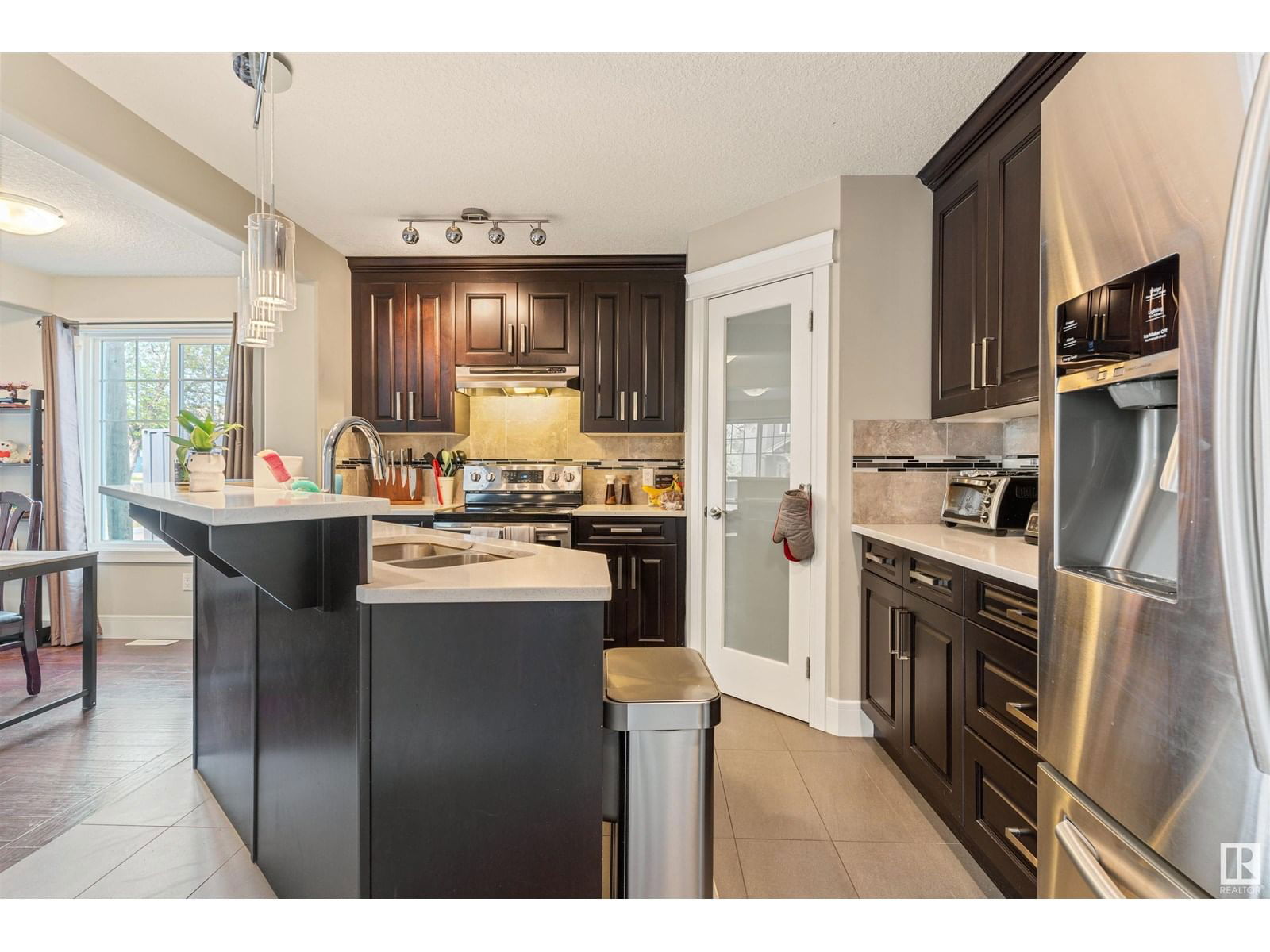 10917 71 AVE Image 20