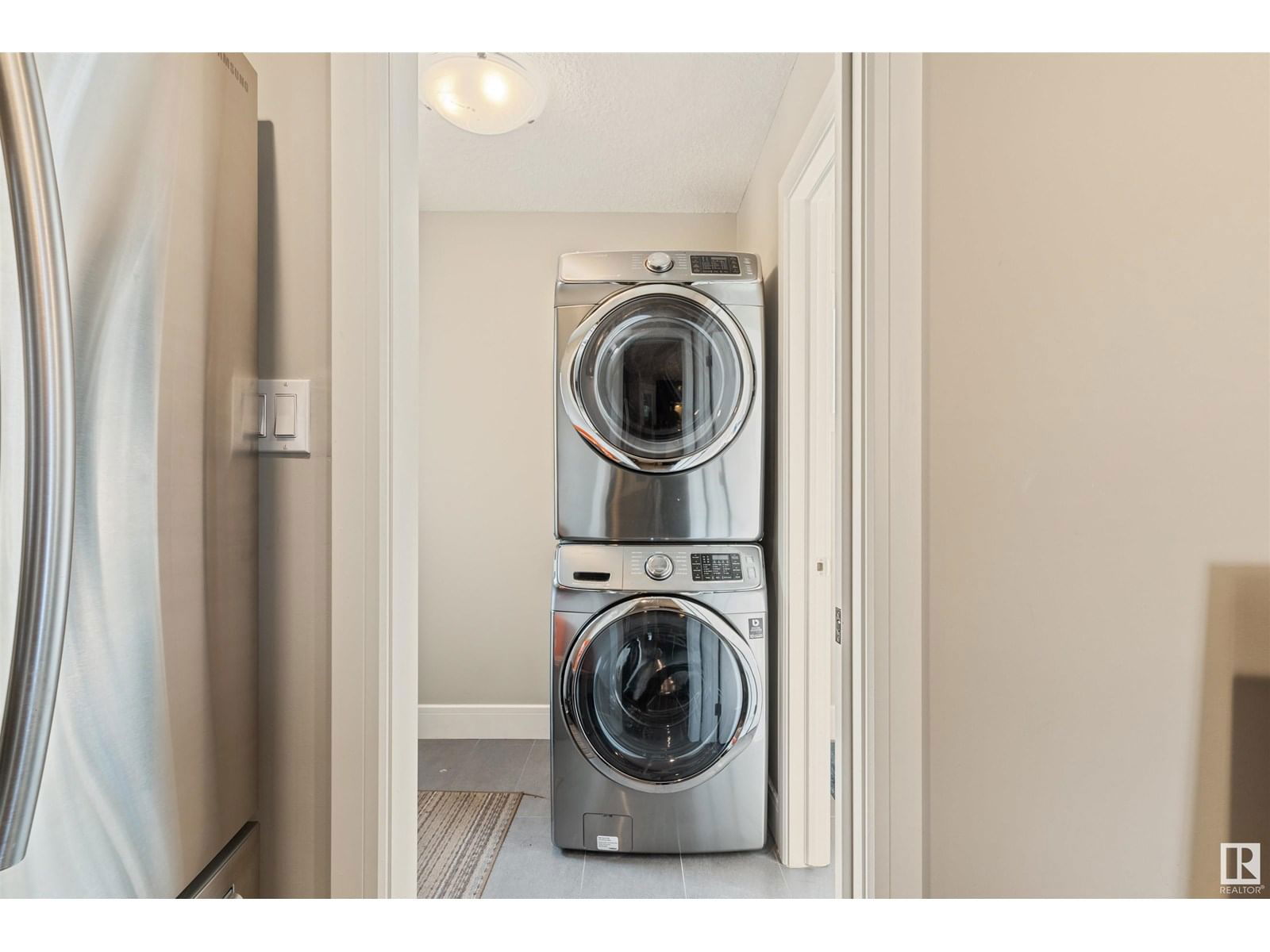 10917 71 AVE Image 23