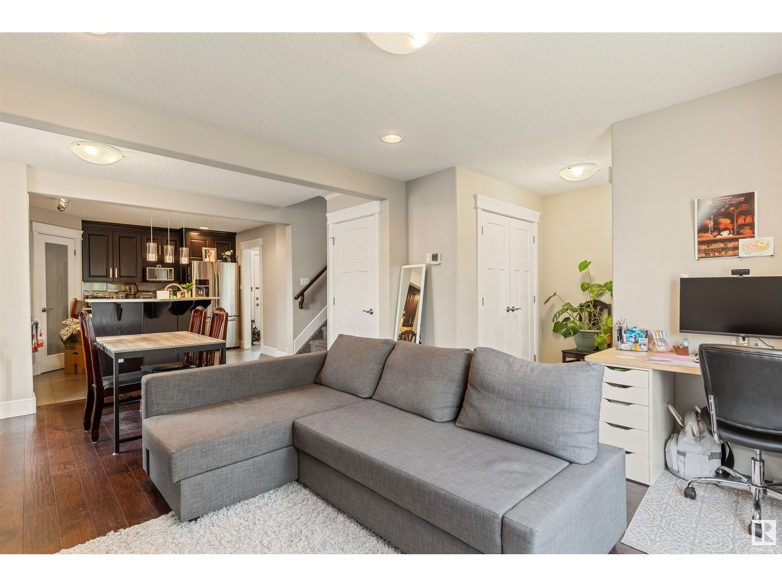 10917 71 AVE Image 7