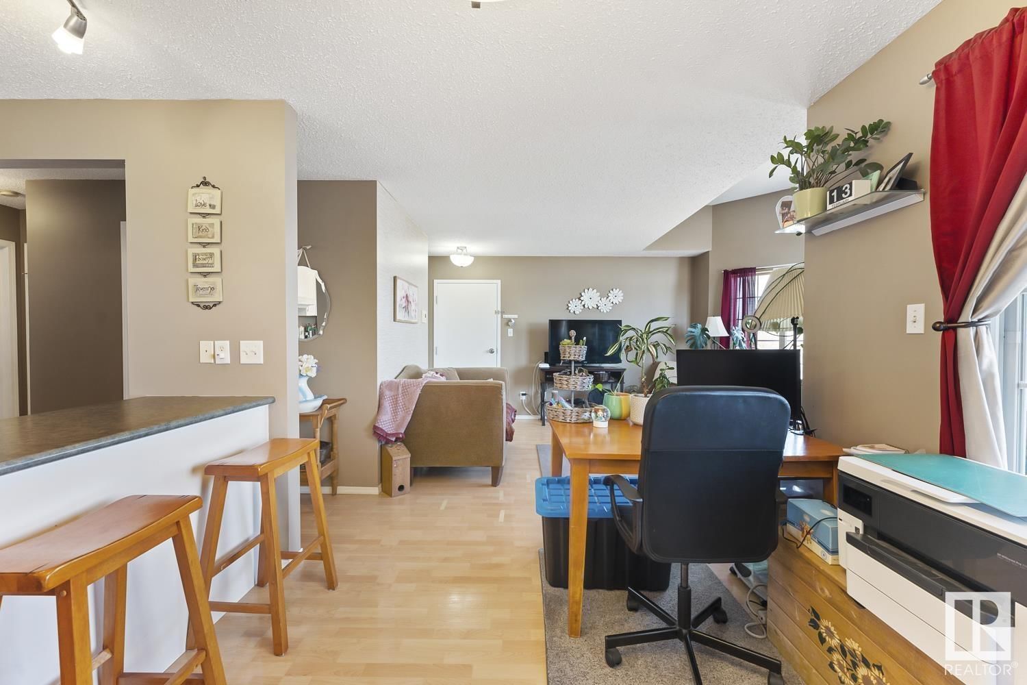 #7 - 4911 51 AV Image 7