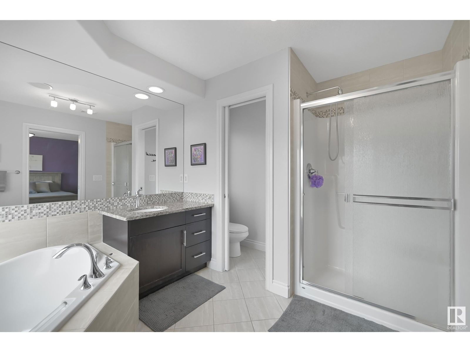 28 LONGVIEW PT Image 19